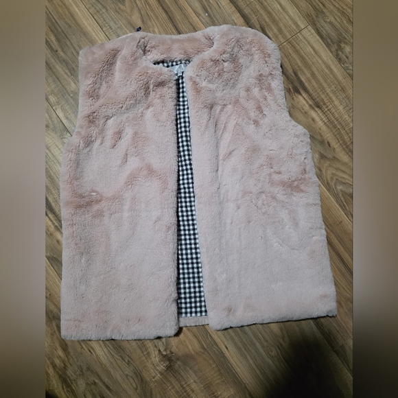 The Royal Standard Jackets & Blazers - Women's Pink Faux Fur Vest